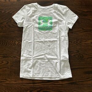 Women’s Under Armour Shirt